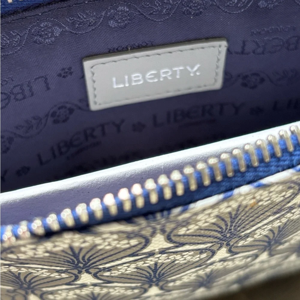 Liberty London all purpose Flat Clutch - Picture 6 of 7
